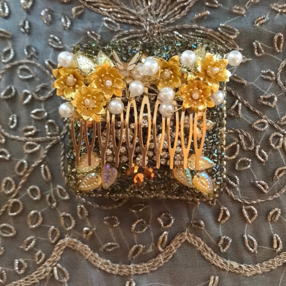 🦋8=Butterfly Collection hair combs (40% off)